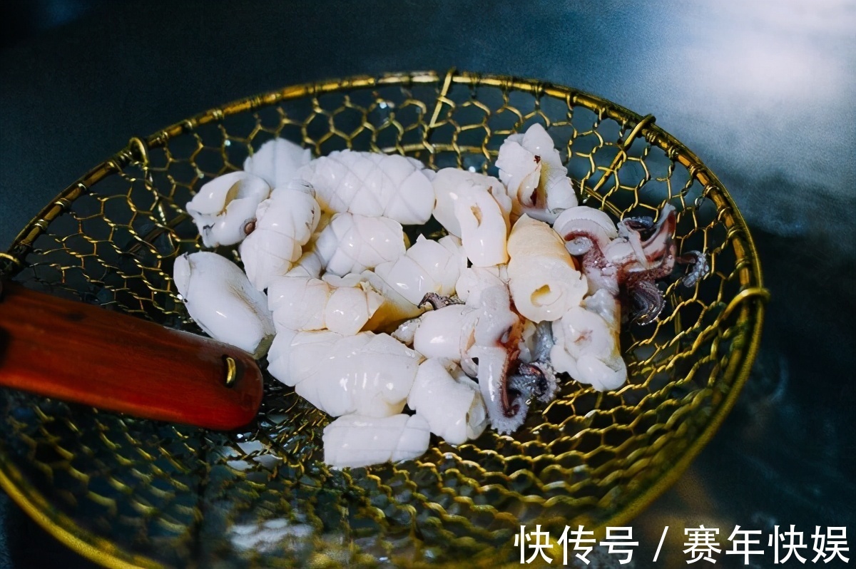 高蛋白|粤式酸菜鱿鱼,低脂肪,高蛋白,香辣下饭真好吃