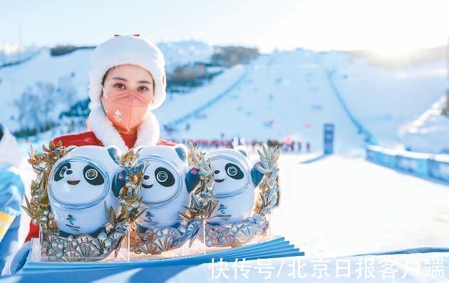 冬奥会|专访“冰墩墩”设计师曹雪：我手里也没有冰墩墩了