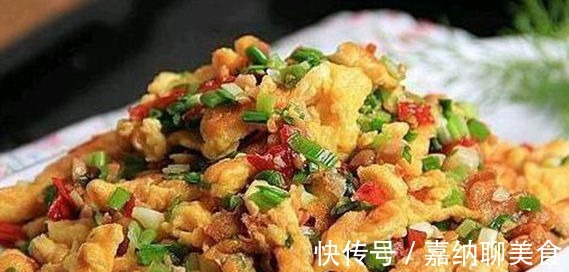 芹菜炒腊肉|美食推荐芹菜炒腊肉，剁椒炒蛋，红烧大虾，香干炒肉片的做法