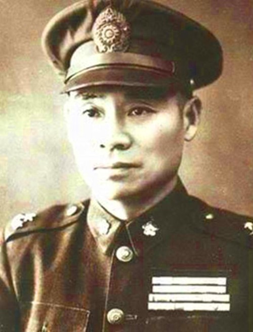 真理|五虎上将中他对老蒋最忠诚，把蒋介石的话当作真理，也因此过得很好