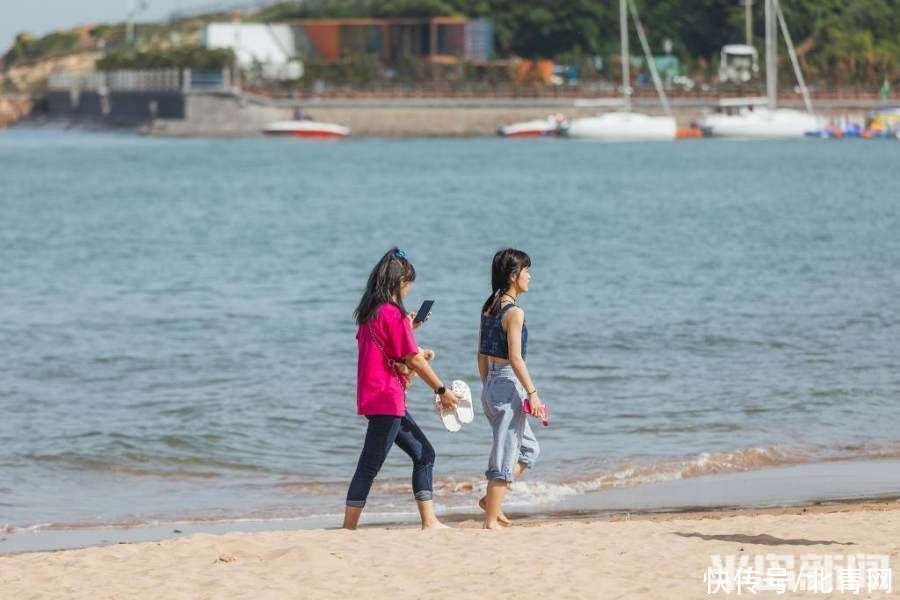 三浴海滩定格浪漫