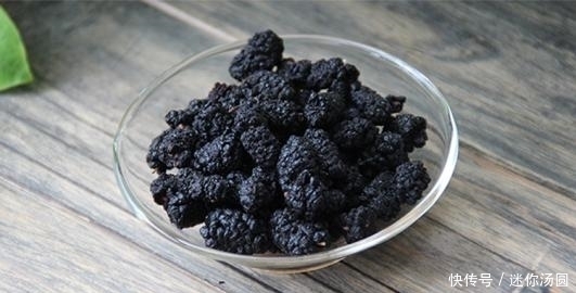 立冬后,女人晚上常吃此物,大肚子不鼓了,补血美容,手脚不冰凉