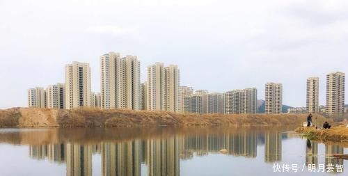 小房子|首套房 市区小房子or郊区大房子, 怎么选才划算