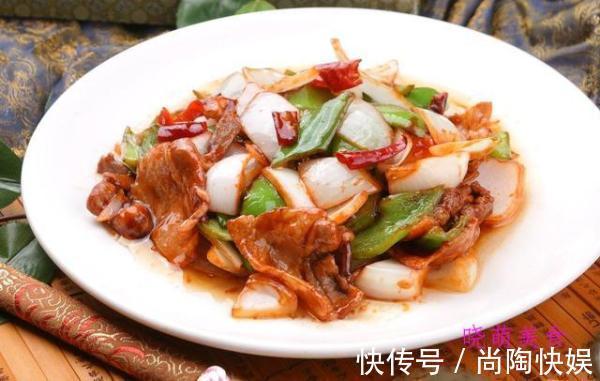 腊肉|蒸腊肉、韭菜炒香干、椒盐沙丁鱼、尖椒炒肉、马蹄丸子的美味做法