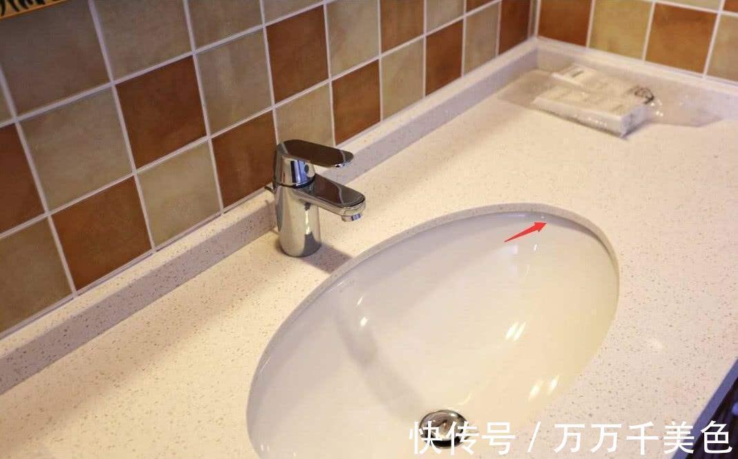 卫生间洗手台，台上盆和台下盆应该怎么选？