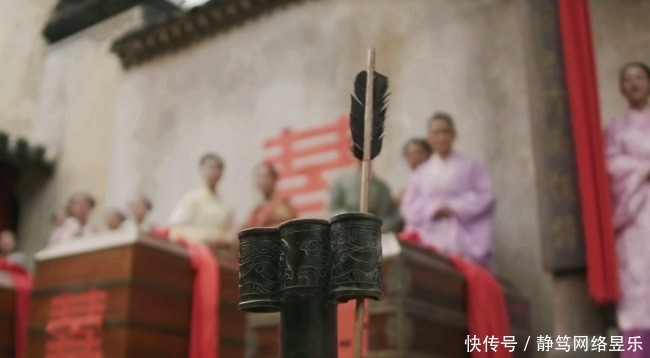 谜语|老农给唐伯虎出了一谜语,唐伯虎不知如何作答,只得乖乖让路