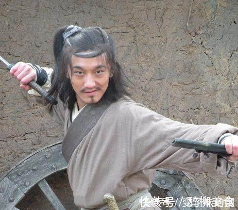 菩萨$晁盖要杀他,宋江打压他,他却任劳任怨,死后被奉为菩萨!