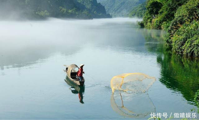 先秦时期很经典的一首短歌,富含人生哲理,读懂了一定是会有帮助