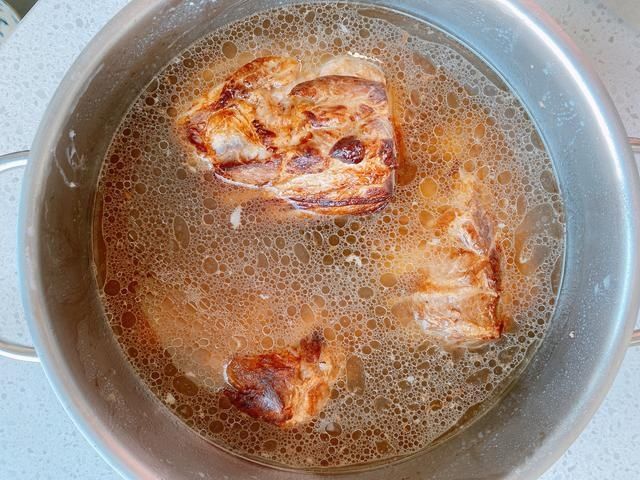 年夜饭必备梅菜扣肉，掌握3点，能出虎皮，而且肥而不腻入口即化