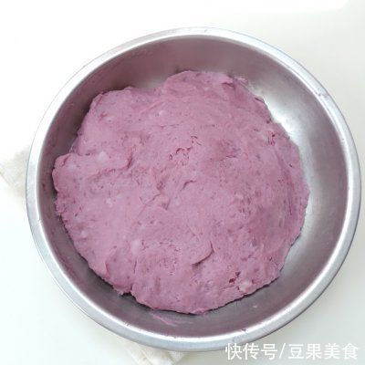 山药|#奈特兰草饲营养美味#可爱的小兔子面包