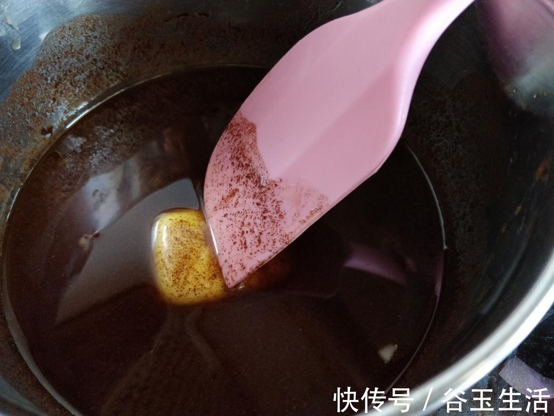巧克力|很适合做下午茶的法式小点心，口感香甜湿软，巧克力味道浓郁