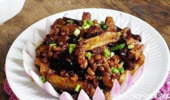 吃起来非常过瘾的几道美食,鲜而不腻很下饭,在家就能轻松做