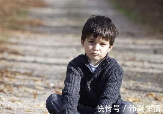 启蒙教育|出生头几年是宝宝大脑发育“黄金期”,10个方法提高智力,收藏了