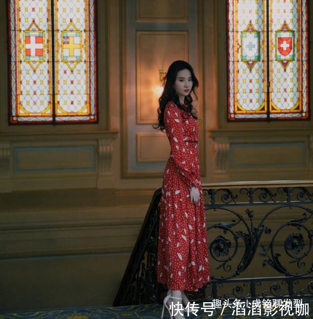 长发|做发型除了看脸更要看这点,不压身高还显苗条,难怪明星身材都好