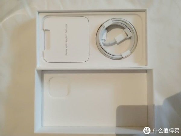 终于|始于手感，终于现实。iphone12简短开箱及华为P40 Pro使用感