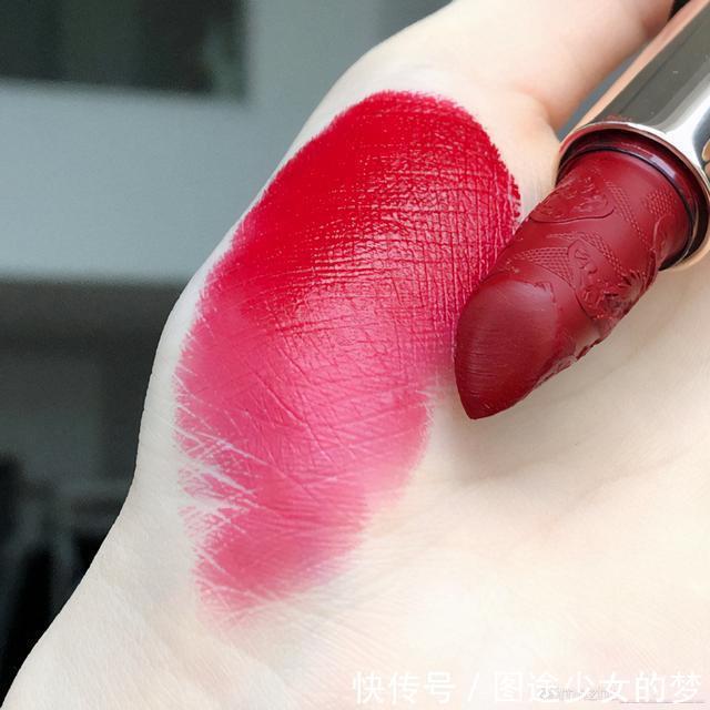 别再只买完美日记了,论显白口红,这4支“天仙色”,个个卖断货