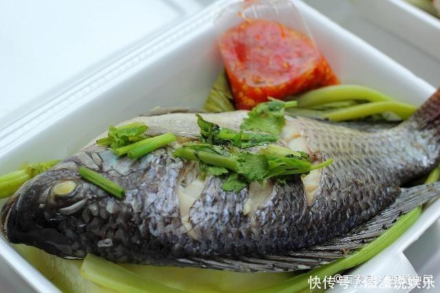 一日三餐|连续吃一个月的水煮菜，然后配合三件事，体重悄悄降下来！