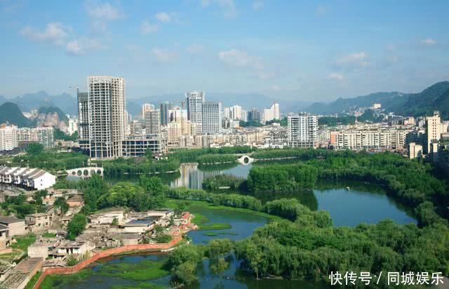 自驾避暑好去处,夏季平均气温仅19度,被誉为“中国凉都”