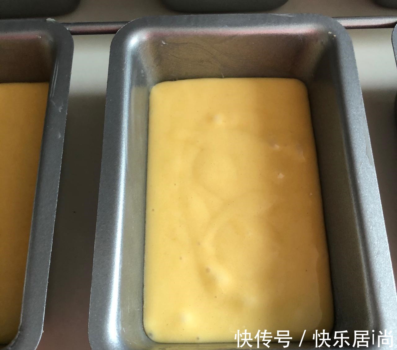 不加一滴水,用牛奶和鸡蛋做成的小面包,好吃又营养,奶香味十足!