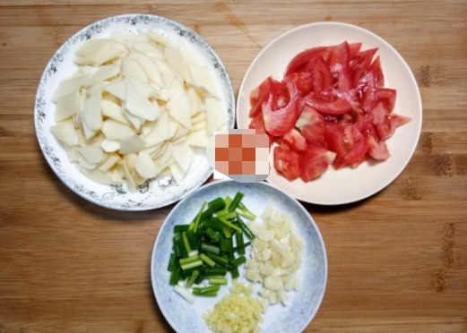 最爱吃这菜,清新爽口不油腻,一周得做好几回,顿顿都吃精光