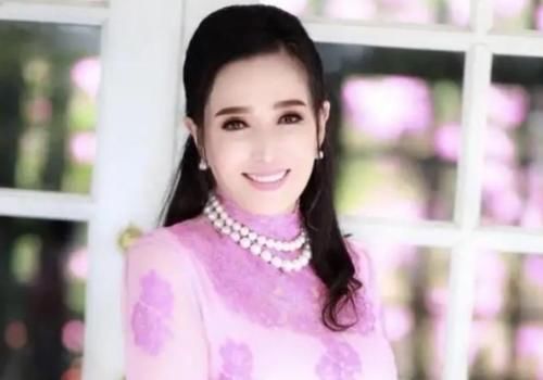 泰国有一奶奶70多岁，皮肤依然紧致，保养秘诀值得我们去学习