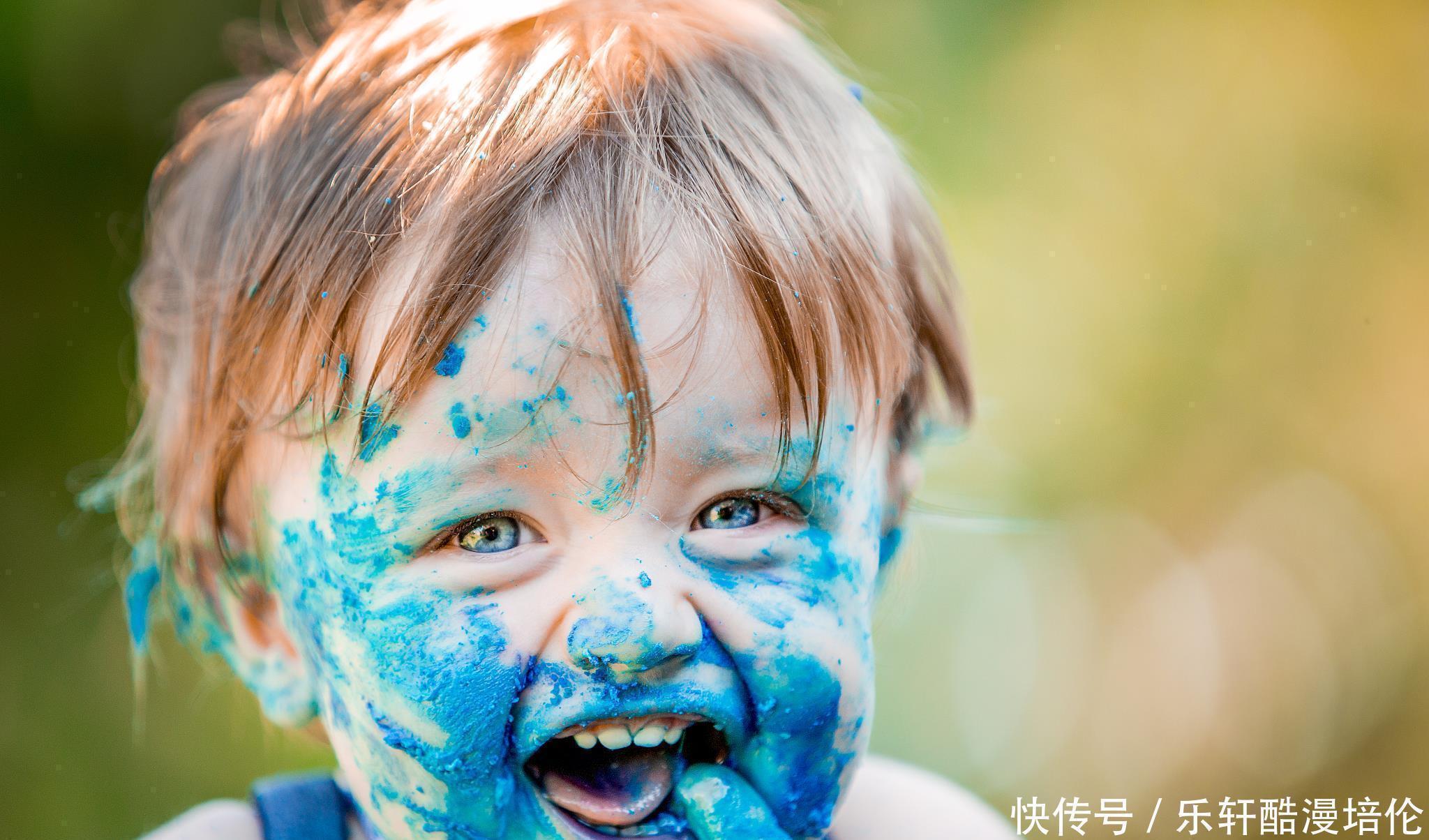 如何养育男孩|因写文章提及“奥特曼”,宝妈被“奥特迷”怼,几百条留言扎心了