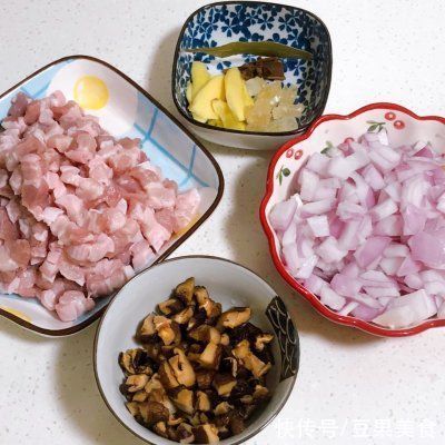香菇|#不容错过的鲜美滋味#卤肉饭