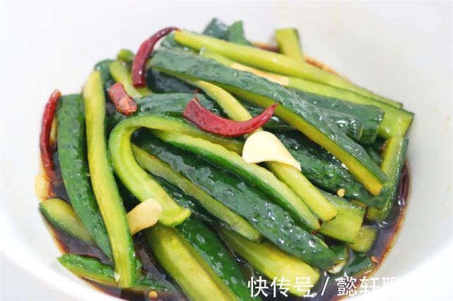 调味料|做酱黄瓜,别忘了这3种调味料,参照我的做法,又香又脆