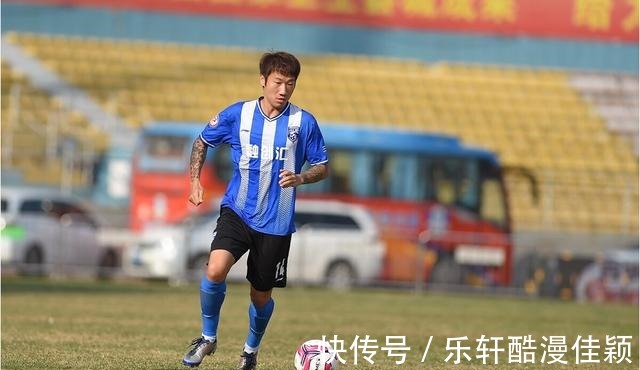 功臣|没想到!他原本是成都蓉城新援热门,如今却成武汉三镇冲超功臣