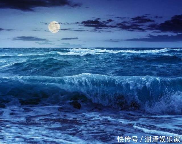 为什么月球始终一面对着地球?美国科学家:曾有巨大金属撞击月球