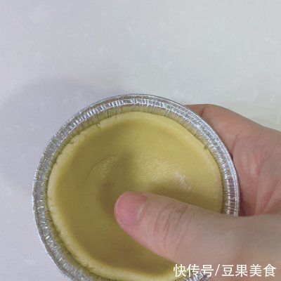 10万人都收藏的超美味简易版蛋挞，拯救你的胃