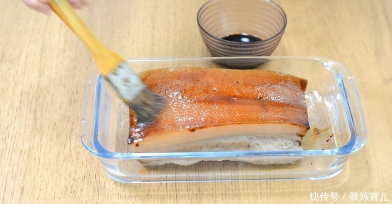 大厨不小心说漏嘴：炒肉的时候，加点这调料，鲜嫩美味还不腥