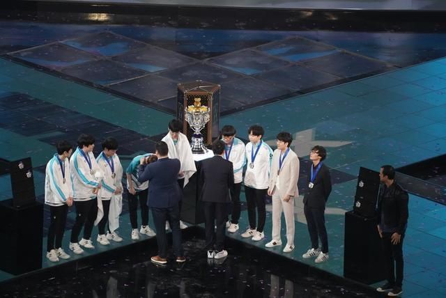 韩国|憾负韩国DWG!中国SN战队痛失英雄联盟2020全球总决赛冠军