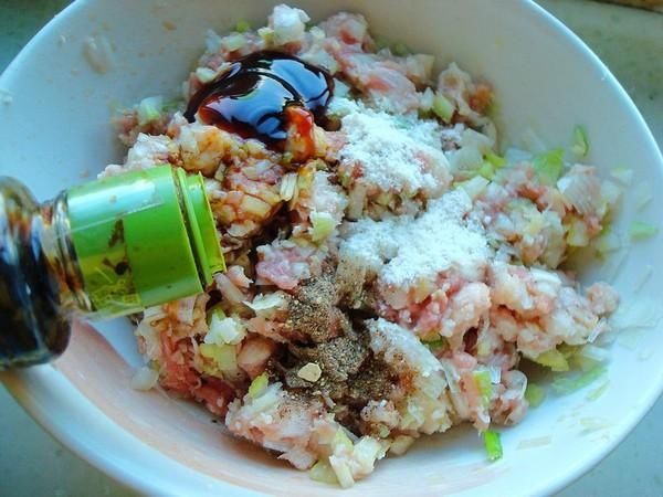 年夜饭包饺子，猪肉牛肉比不上这肉，好吃还营养，吃完暖洋洋