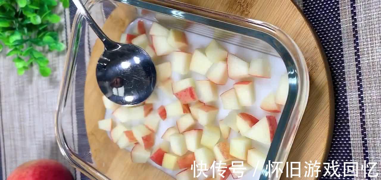 自制水蜜桃果冻，里外3层软嫩Q弹，孩子吃了还想吃