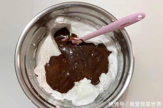 巧克力戚风蛋糕寡淡不够味我猜你还没试过这款用巧克力做的