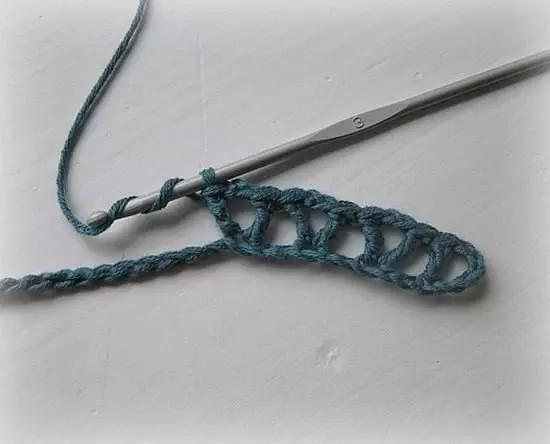 小花片 55款超美的钩花包包,只要会钩不同的花,拼缝在一起,就能做出