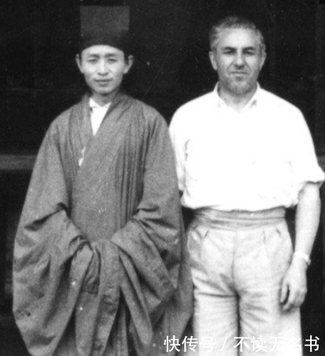 珍贵的老照片:民国时期的道士,那个葫芦放到现在价值连城