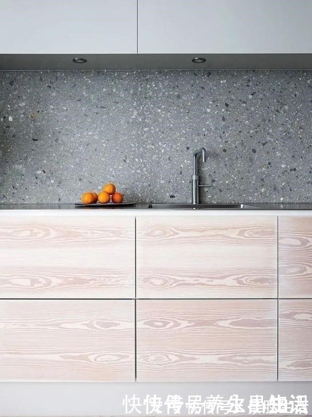 铺设|兜兜转转,曾被淘汰的水磨石,如今又火了,这独特性谁也代替不了!