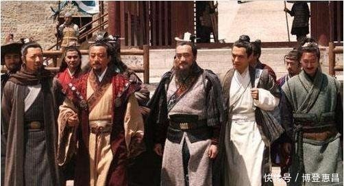 他曾斩杀5个梁山好汉,宋江见之色变,为什么见了关胜就逃跑了?