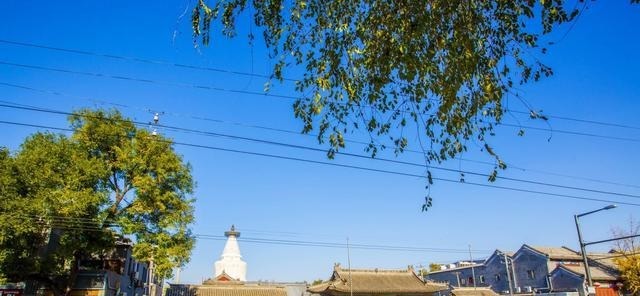  寺院|妙应寺俗称白塔寺是一座藏传佛教格鲁派寺院妙应寺始建于元朝