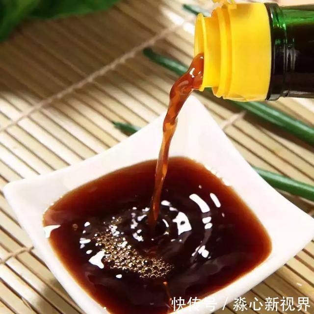 松土剂|盆土板结抠不动,3种“松土剂”倒进去,松软如“发糕”!