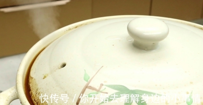 酱牛肉|50年秘制酱牛肉做法，色泽红润酱香十足，切片不散不柴不干