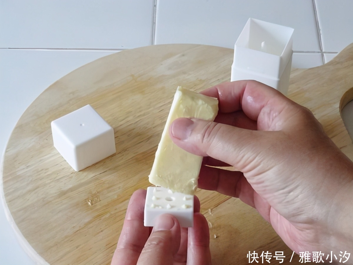 橡皮擦|真假难分的“文具”与“零食”,看完就像玩了一把“谁是卧底”