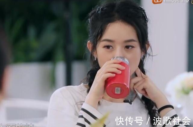 赵丽颖睡不着喝中药，晚上怕冷睡前还戴帽子，不帮忙洗碗起的最晚