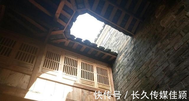 平地|湖北再现“巨富豪宅”，名声不输乔家大院，距黄石2小时车程