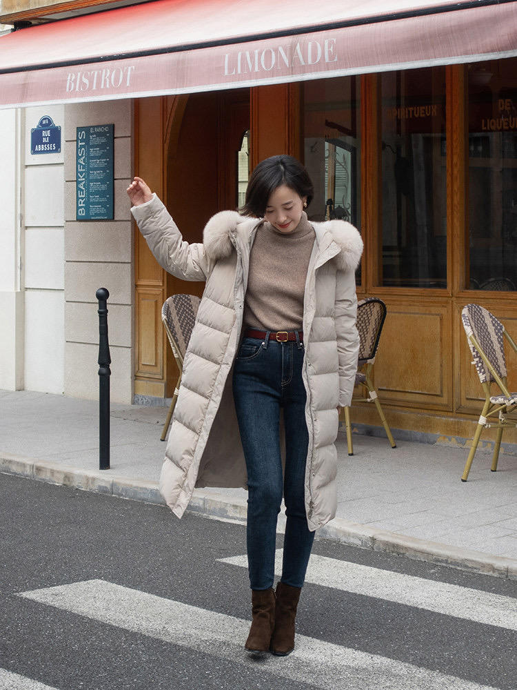 直筒|奔三奔四的女性如何选牛仔裤,掌握这几个搭配方法,洋气又减龄