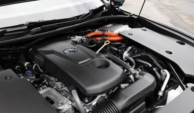 采用|2021款“皇冠”日本下线，采用三种动力系统，并带有底盘升降