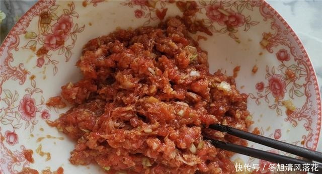 年夜饭做这样一道菜,全家人都喜欢吃,最关键的是简单易做