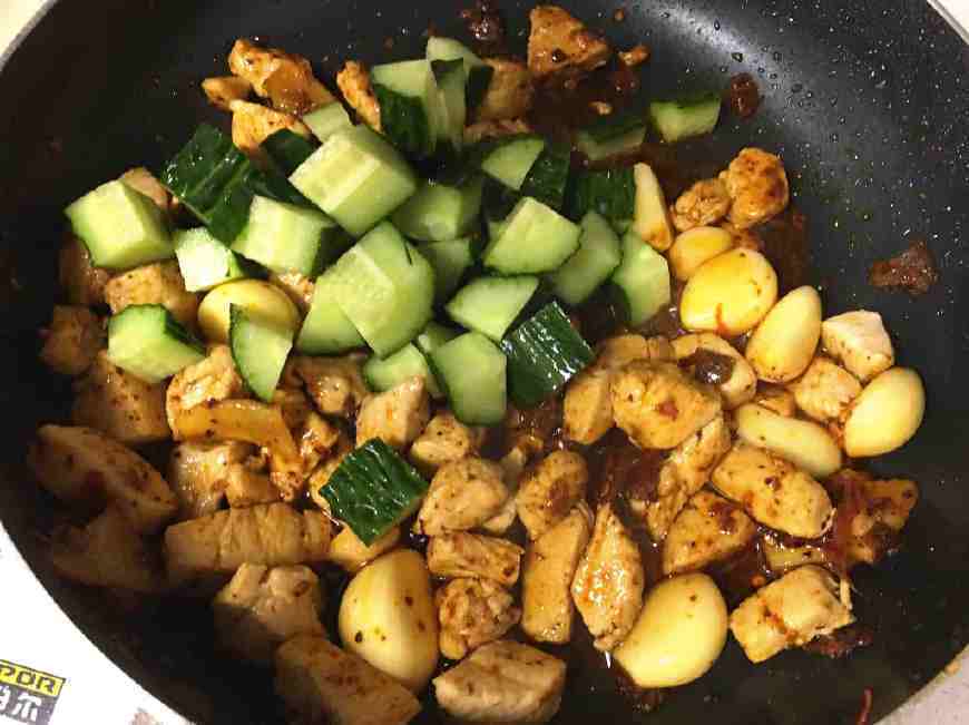 正宗的“宫爆鸡丁”,只要5分钟轻松学会,快来学习一下吧!